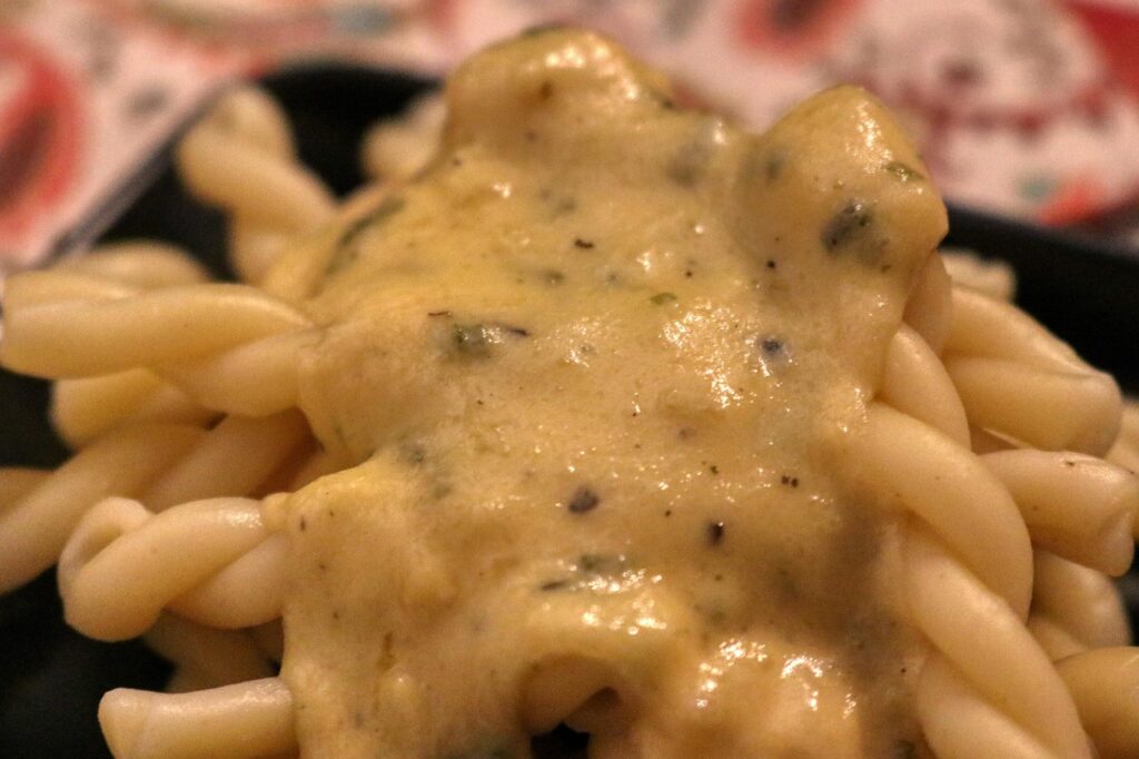 Come cucinare la pasta e cavolfiore cremosa: il segreto degli anni ’80 che nessuno usa più