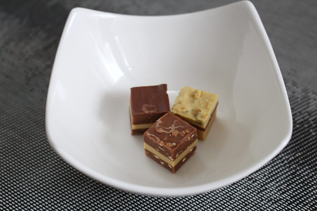 Il lato nascosto del dado da brodo: ecco cosa contiene davvero