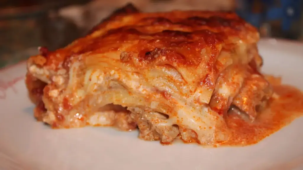 Pasta al forno: perché scolarla al dente prima della gratinatura cambia il risultato